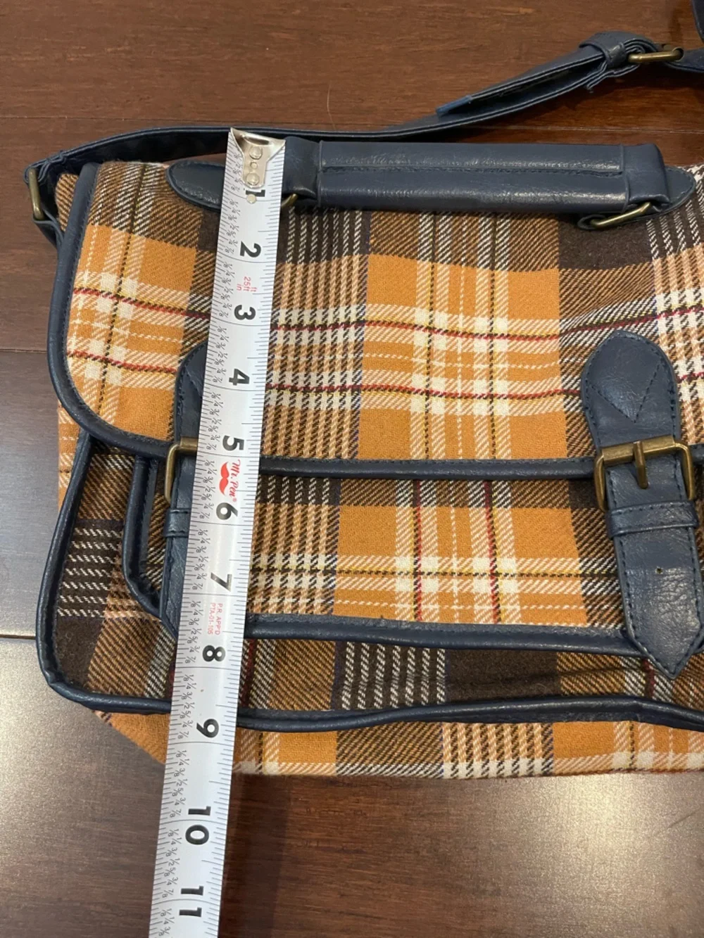 bershka schoolboy Crossbody satchel button closure nwot plaid tartan
